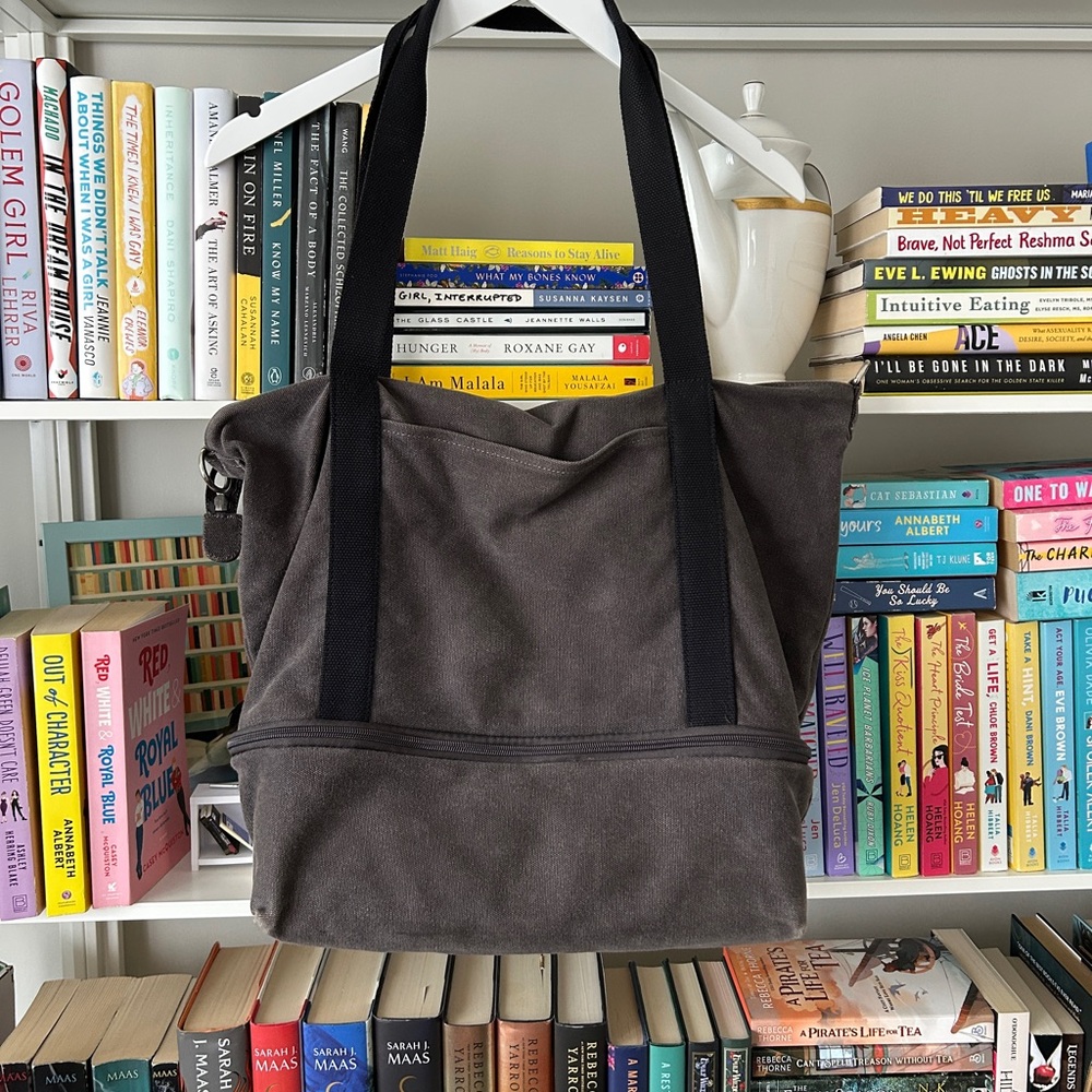 Lo & Sons Grey Catalina Tote